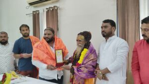 राष्ट्रीय श्रीराम संघाचे अध्यक्ष सागर बेग यांना मानाचा ‘धर्म रक्षक पुरस्कार’;शिर्डी येथे महामंडलेश्वर कालिदास बाबा यांच्या हस्ते बेग यांचा सन्मान*