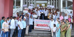 विश्वस्तांची कृती बेकायदेशीरपणाची; श्रीरामपूर येथे सकल जैन समाजाकडून निषेध