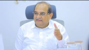 व्यक्तिद्वेष करणाऱ्यांना काय उत्तर देणार?;जलसंपदा मंत्री विखे पाटील यांनी घेतला हाकेंचा समाचार