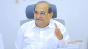 ८४६ कोटींची मदत दिवाळीपूर्वी बाधित शेतकऱ्यांच्या खात्यात जमा करा-पालकमंत्री विखे पाटील यांच्या प्रशासनाला सूचना