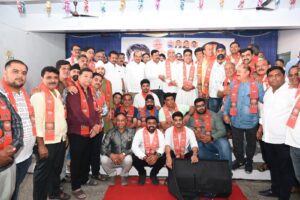 शिवाजी महाराजांच्या स्मारकाच्या जागेवरून वाद घालणे नतद्रष्टपणा-पालकमंत्री विखे पाटील;अलघ,डावखर,गुलाटी यांसह अनेकांचा भाजपत प्रवेश