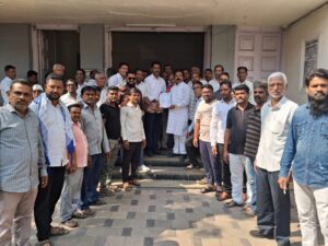 विस्थापित व्यापाऱ्यांचे त्वरित पुनर्वसन करा;अन्यथा उग्र आंदोलन-त्रिभुवन यांचा इशारा