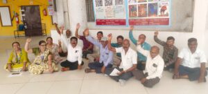 प्रांत व तहसील कार्यालयातील कर्मचारी बेमुदत संपावर; नागरिकांचे हाल; नागरिकांची कामे खोळंबली